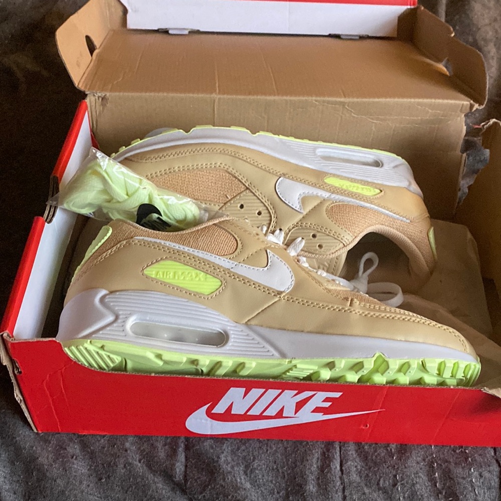 Air Max 90s Sz 9.5